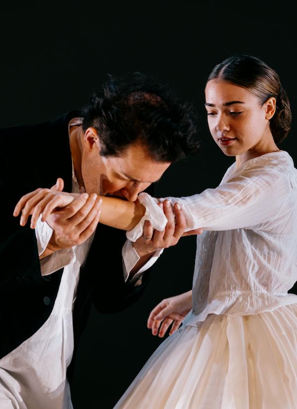 Blitz und Donner - Eine Uraufführung von Jacqueline Kornmüller mit Milena Michiko Flašar, Johanna Doderer 