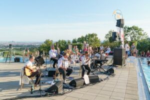 Im Krapenwald´l - Johann Strauss 2025 Wien mit 5/8erl in Ehr´n