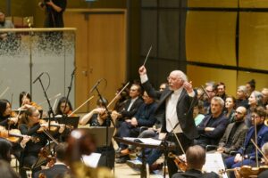 Walzersymphonie - KI Forschung trifft auf Johann Strauss / Mit Roland Neuwirth, Johannes Kalitzke, Bruckner Orchester Linz im Musikverein Wien 