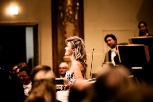 Hommage an Johann Strauss im Musikverein mit Anne-Sophie Mutter, Manfred Honeck, Max Richter, John Williams, Wiener Symphoniker und den Wiener Sängerknaben